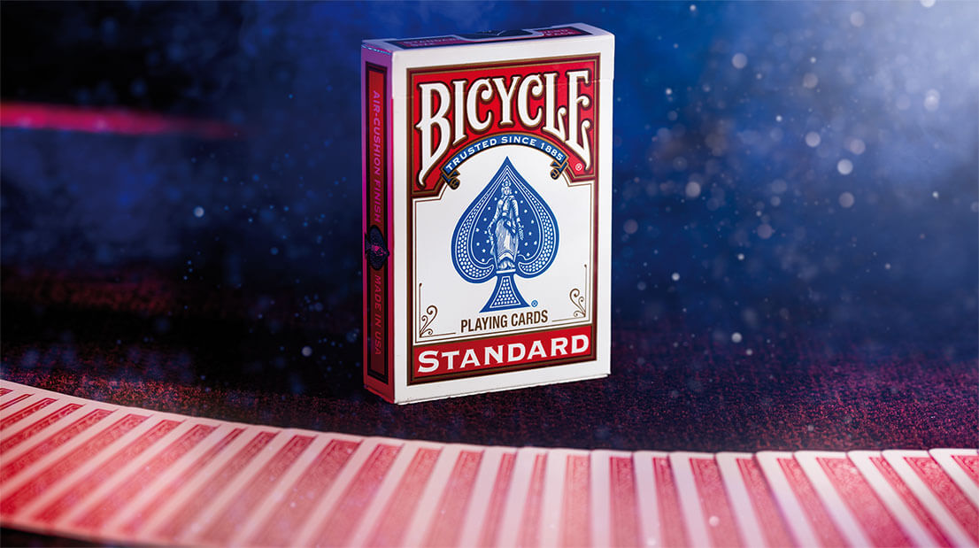 Bicycle Standard 2er Pack Pokerkarten mit Back Rider Rückseite in Rot und Blau. Kartenspiel