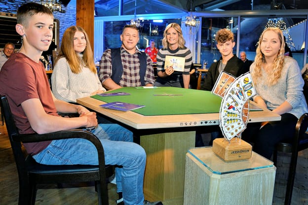 Samschtig Jass Teenager Special mit Fabienne Bamert und Jörg Abderhalden vom 4. Dezember 2021