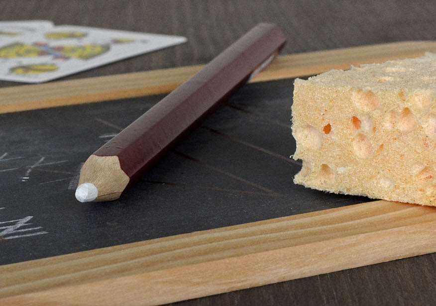 Auf Jasswelt.ch kann man auch auf dem Mobile günstig online kaufen mit dem Smartphone. Jassartikel und Spiele