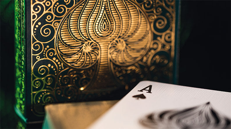 Bicycle Pokerkarten Aureo Kartenspiel günstig online kaufen. Schnell lieferbar. Pik Ass