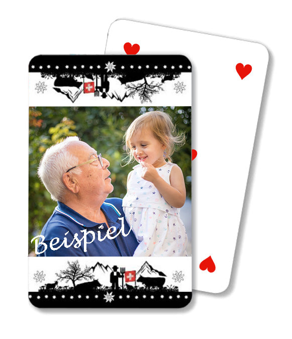 Personalisierte französische Piquet Jasskarten mit Scherenschnitt auf Rückseite. Günstig online kaufen.